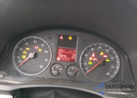 2006 Volkswagen Jetta 2.5 z USA, uszkodzony, nr VIN 3VWSG71K66M648751